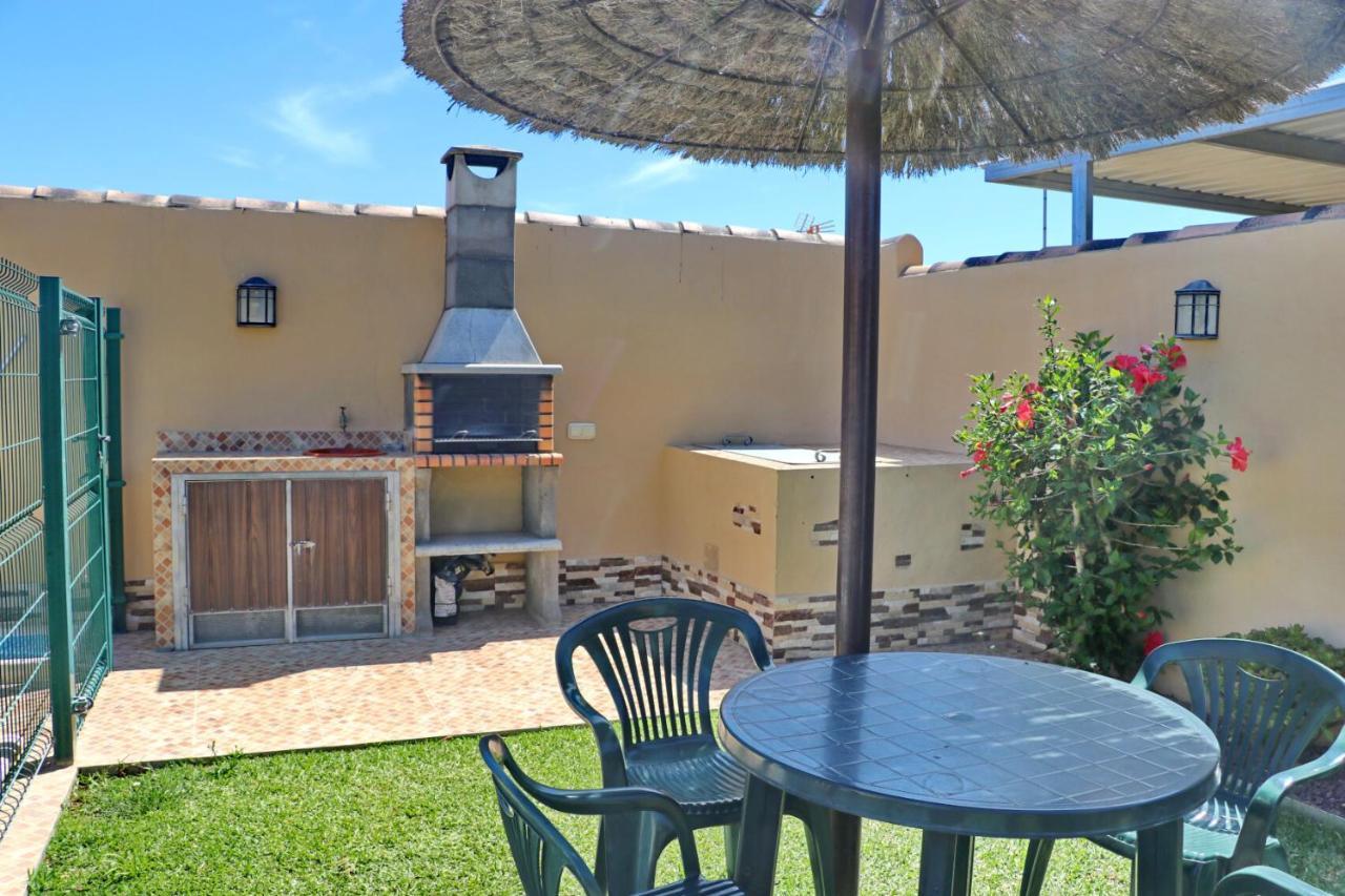 Bungalow Curro Pareja 97 Кониль-де-ла-Фронтера Экстерьер фото